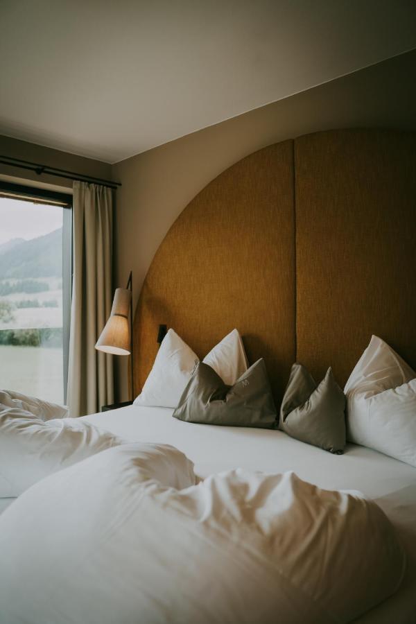 Mons Suites Wine Passion Tannheim Bagian luar foto